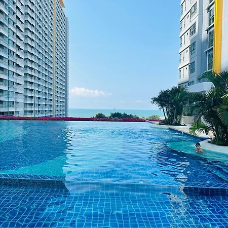 Seaview Beach Room Lumpini-Pool And Gym Face To Ocean Jomtien Beach Εξωτερικό φωτογραφία