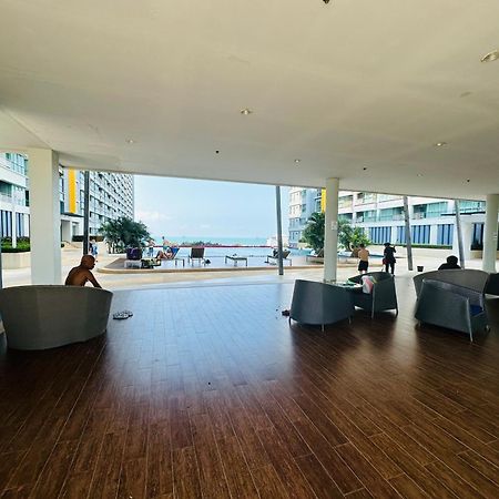 Seaview Beach Room Lumpini-Pool And Gym Face To Ocean Jomtien Beach Εξωτερικό φωτογραφία
