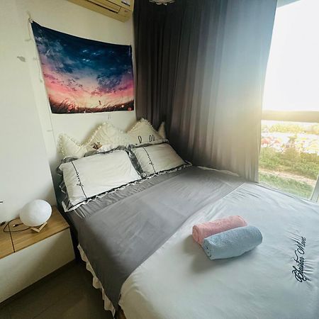 Seaview Beach Room Lumpini-Pool And Gym Face To Ocean Jomtien Beach Εξωτερικό φωτογραφία