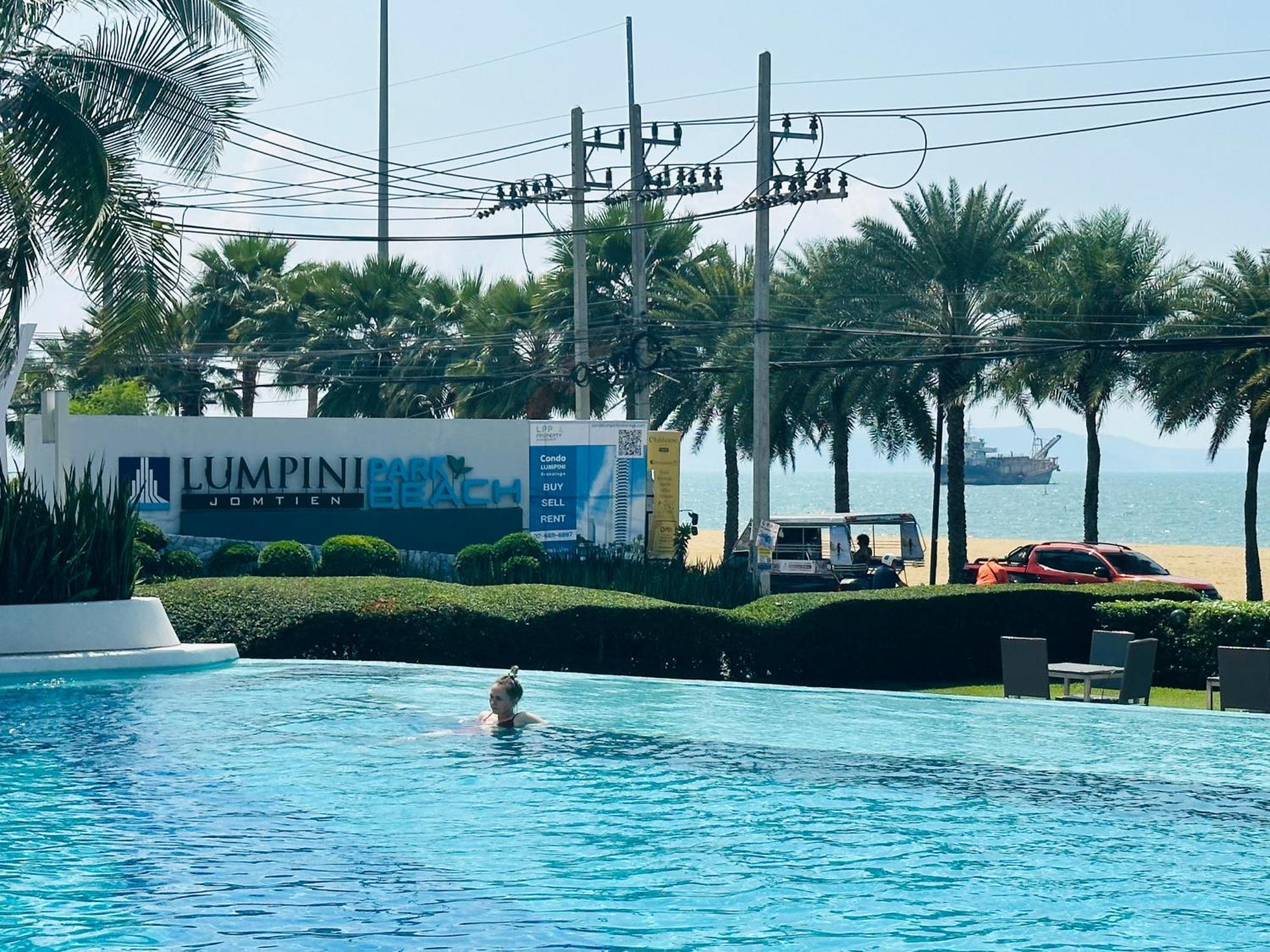 Seaview Beach Room Lumpini-Pool And Gym Face To Ocean Jomtien Beach Εξωτερικό φωτογραφία
