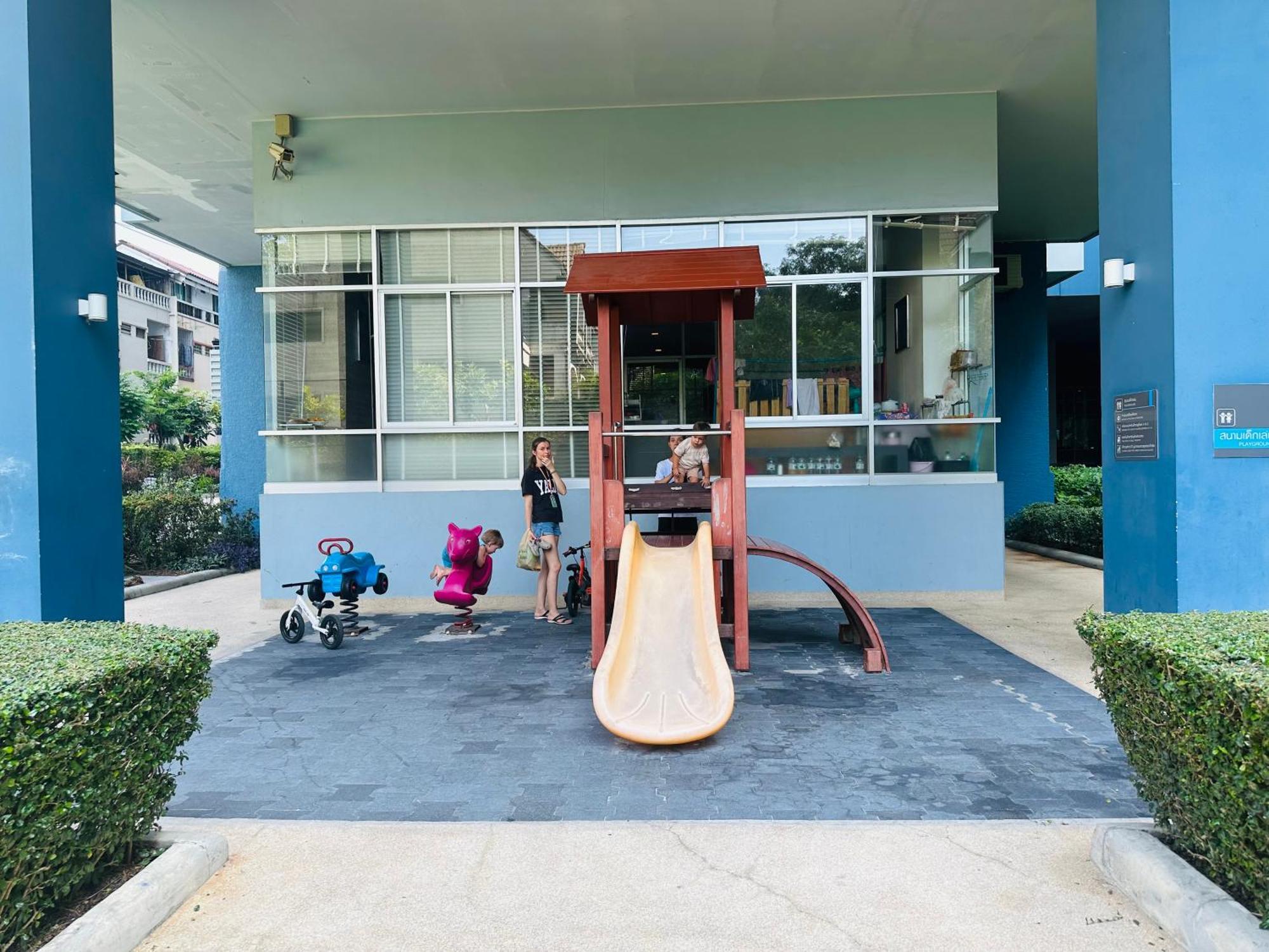 Seaview Beach Room Lumpini-Pool And Gym Face To Ocean Jomtien Beach Εξωτερικό φωτογραφία