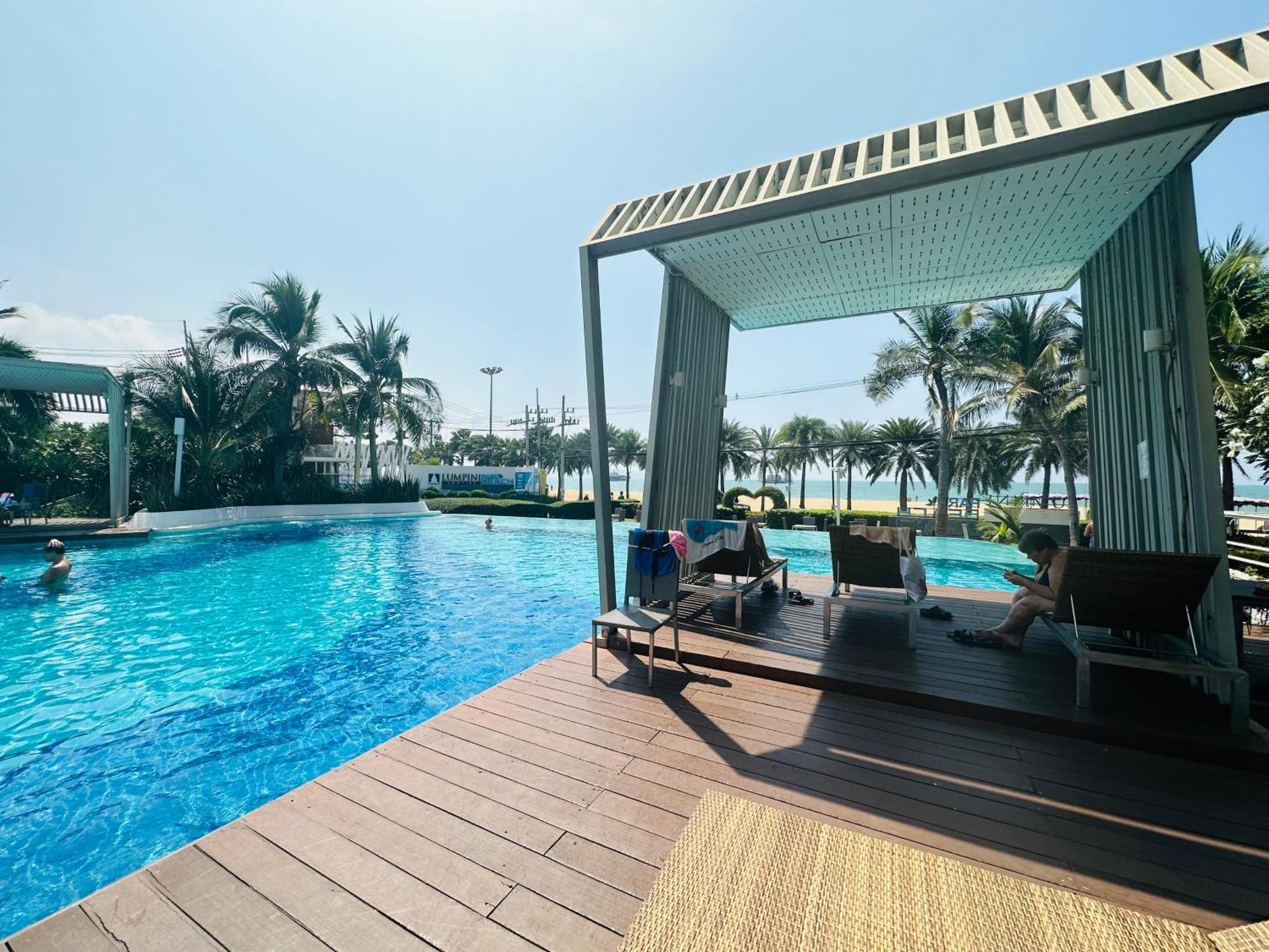 Seaview Beach Room Lumpini-Pool And Gym Face To Ocean Jomtien Beach Εξωτερικό φωτογραφία